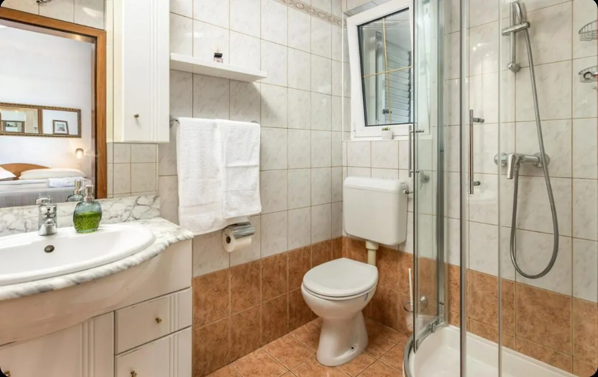 Villa Ana Selce S Bazenom I Panoramskim Pogledom Na More 0*,  克罗地亚